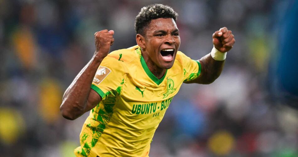Lyon inspires Sundowns to victory over Pirates in key title race
