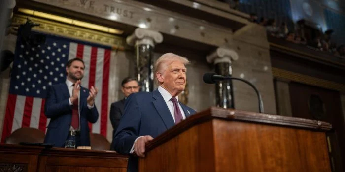 Trump defies Supreme Court, signs new 10% global tariffs hours after ruling