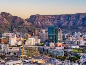 France to loan $117 million for South Africa's urban rehabilitation