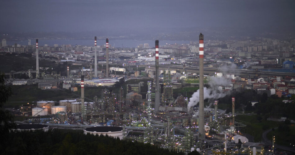 Global oil shock forces rethink of South Africa's policy and investment strategy