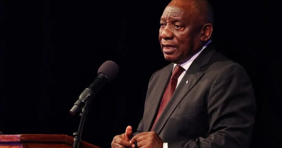 South Africa: Ramaphosa faces tough choice over replacing crime-accused police chief Masemola