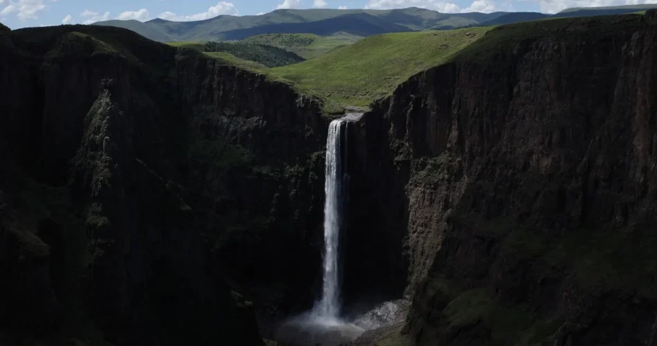 South Africa and Lesotho discuss ID-only border travel