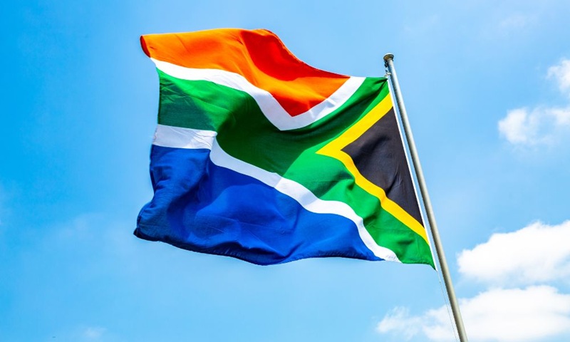 South Africa to reform immigration, citizenship, refugee laws
