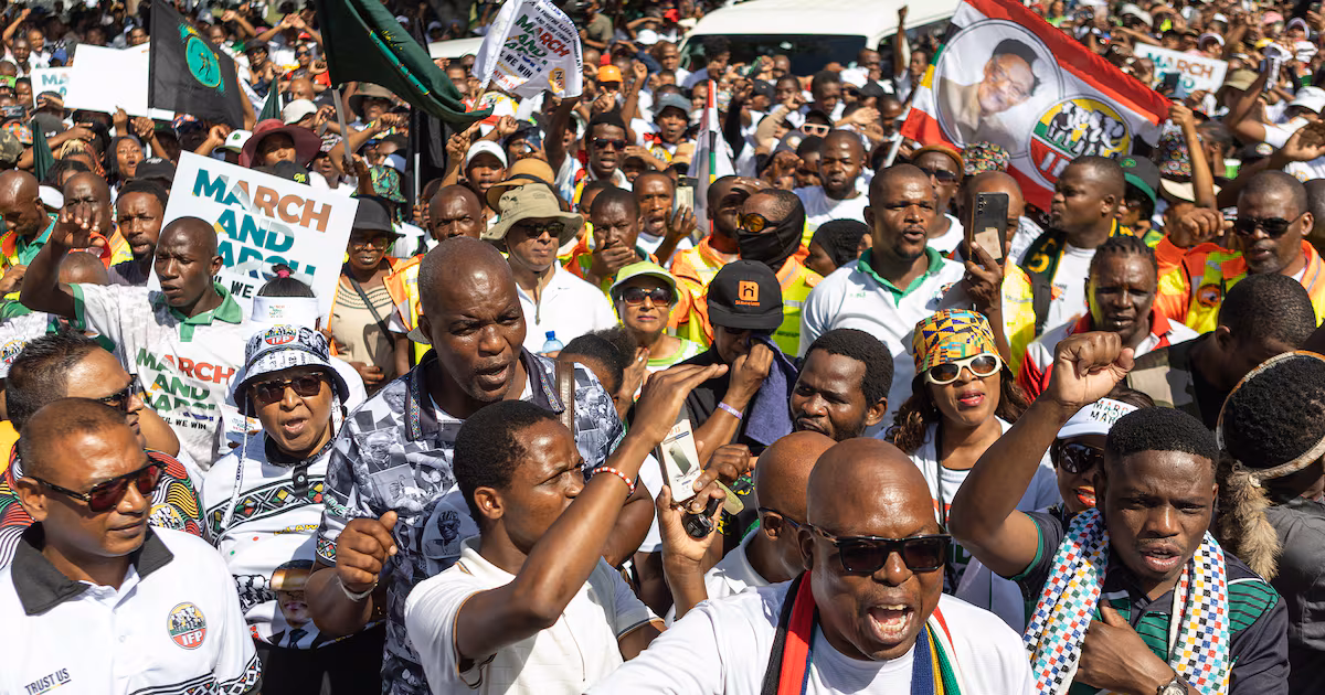 Abuja says dozens of Nigerians seeking repatriation from SA after protests