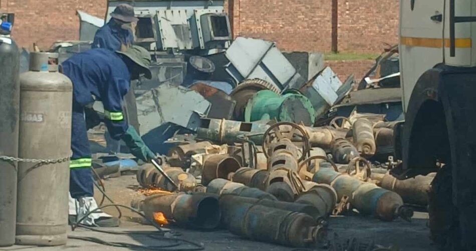 SAPS destroys illegal mining equipment in Ekurhuleni