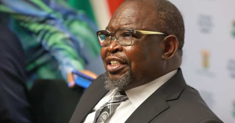 Treasury threatens to cut Joburg city funding
