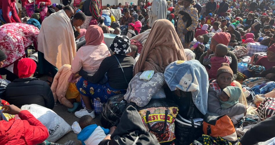 10,000 Malawians stranded in South Africa after xenophobic evictions - ZimEye