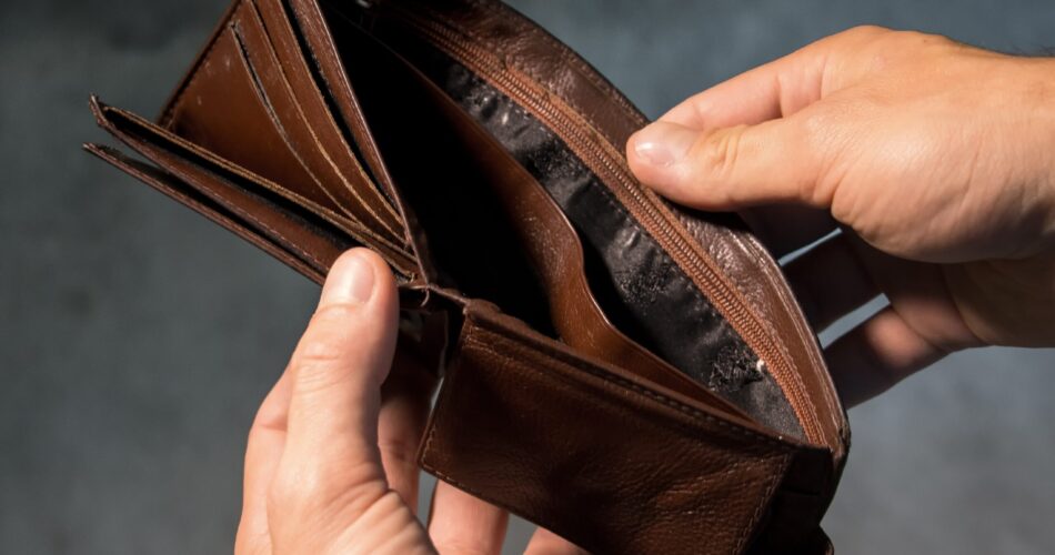 Cost of living is now South Africa's biggest financial stressor, according to survey - 2oceansvibe News